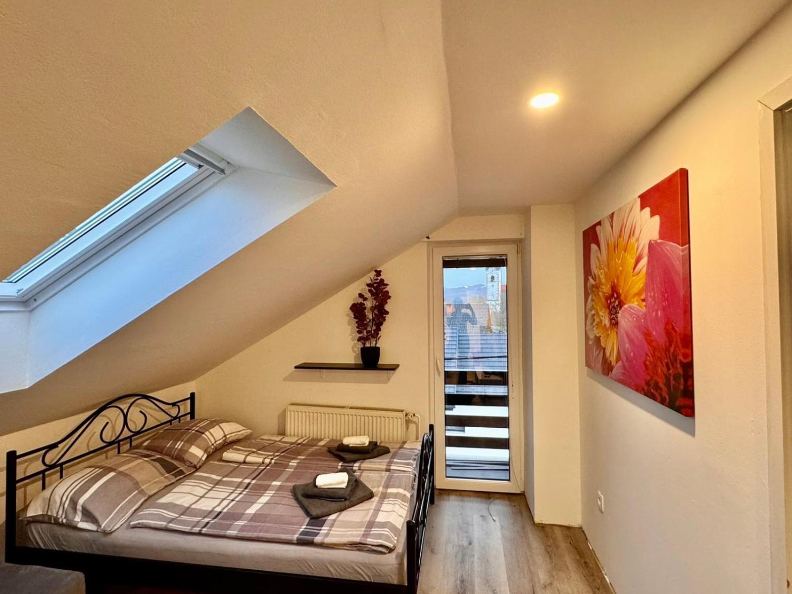 Apartment Aria *